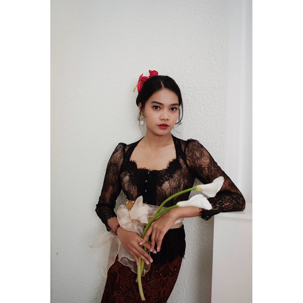 MILLE Kebaya | Kebaya Brokat Hitam