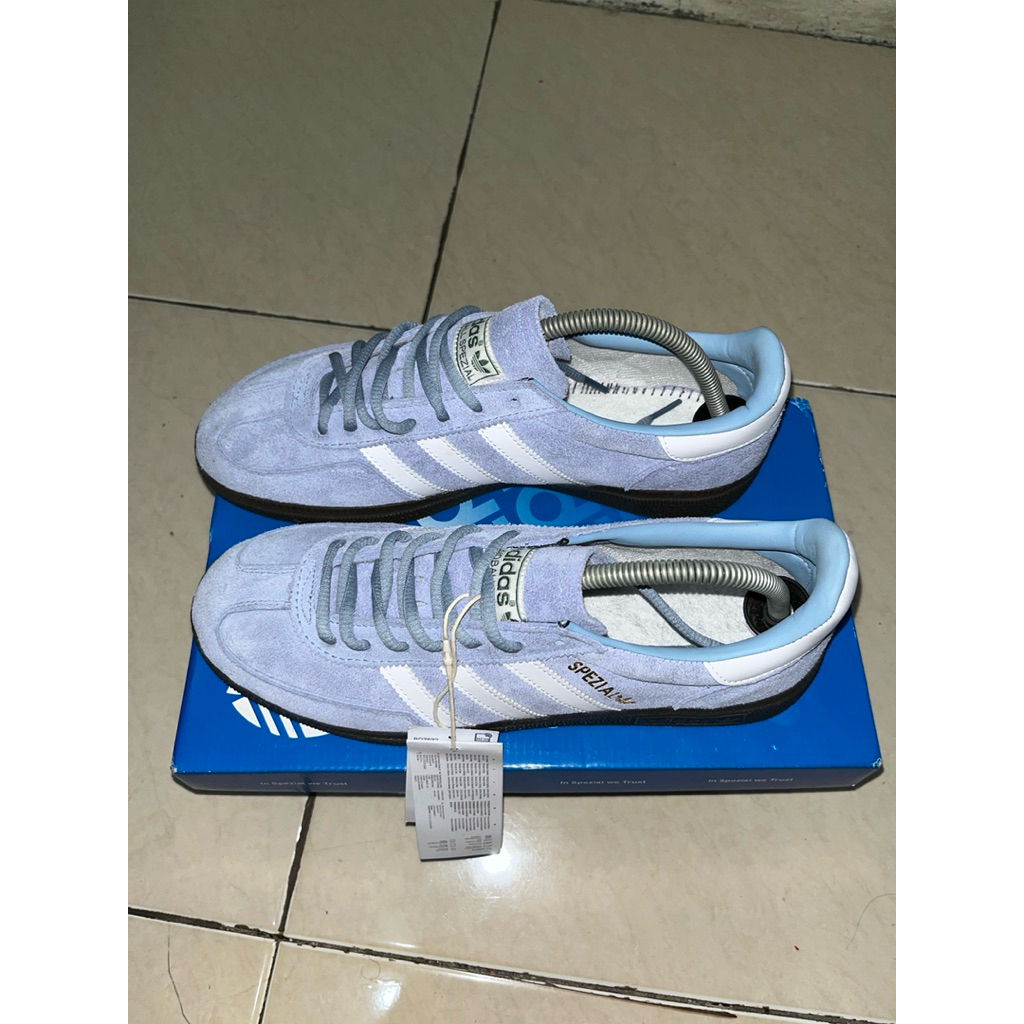 Adidas Spezial ice blue