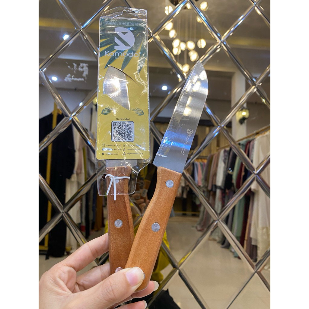 Pisau Komodo