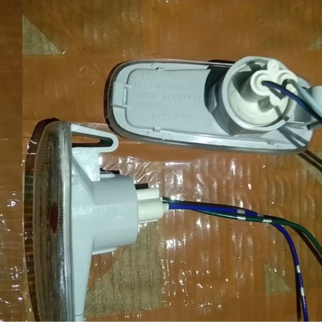 lampu fender samping rush terios original