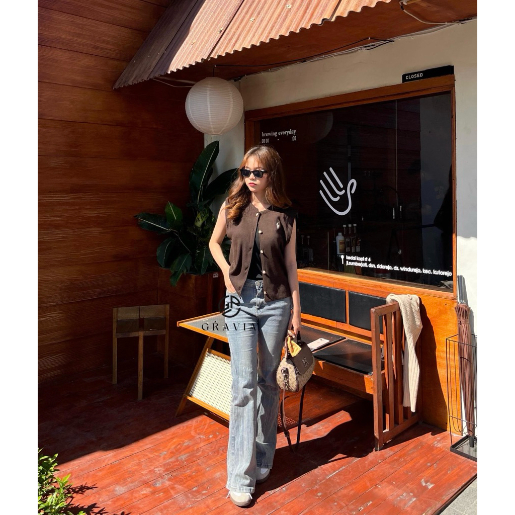 GRAVIAA - Alova Type | Knit Vest polo/loewe premium