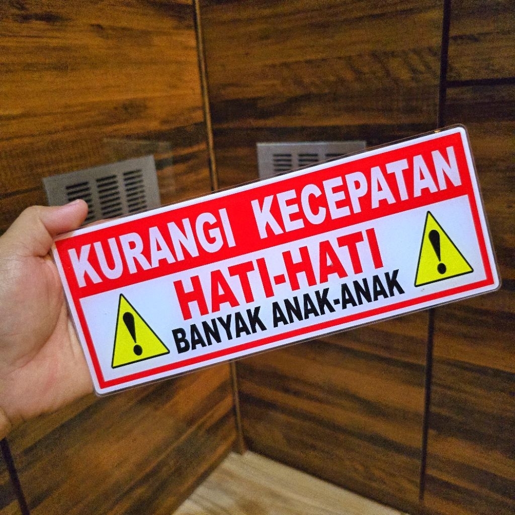acrilik kurangi kecepatan hati - hati banyak anak - anak