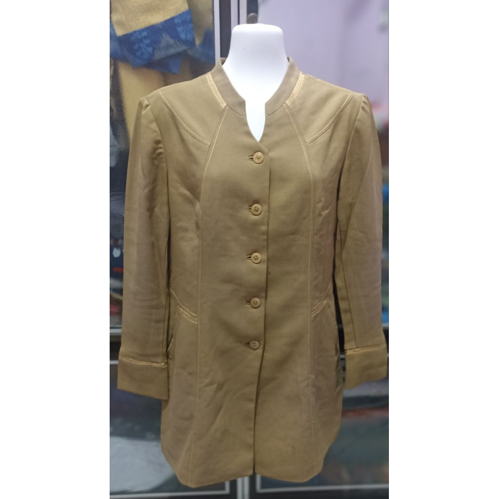 Atasan seragam khaki wanita preloved