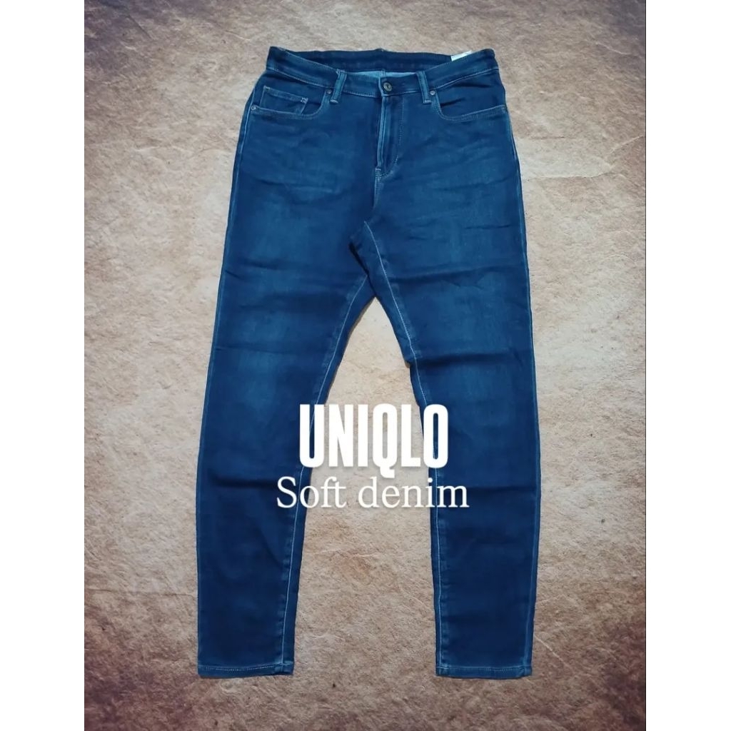 Jeans pria keren UNIQLO soft denim second/bekas/preloved