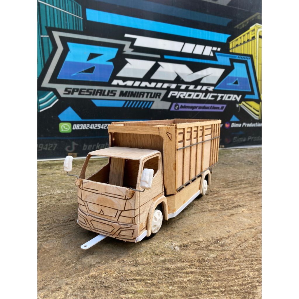 MINIATUR TRUK OLENG MENTAHAN SKALA 01:16