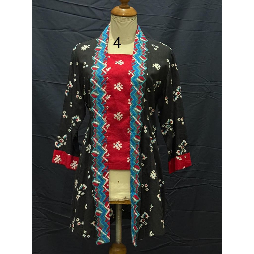 KODE 4 KEBAYA KUTU BARU JUMPUTAN MERAH HITAM