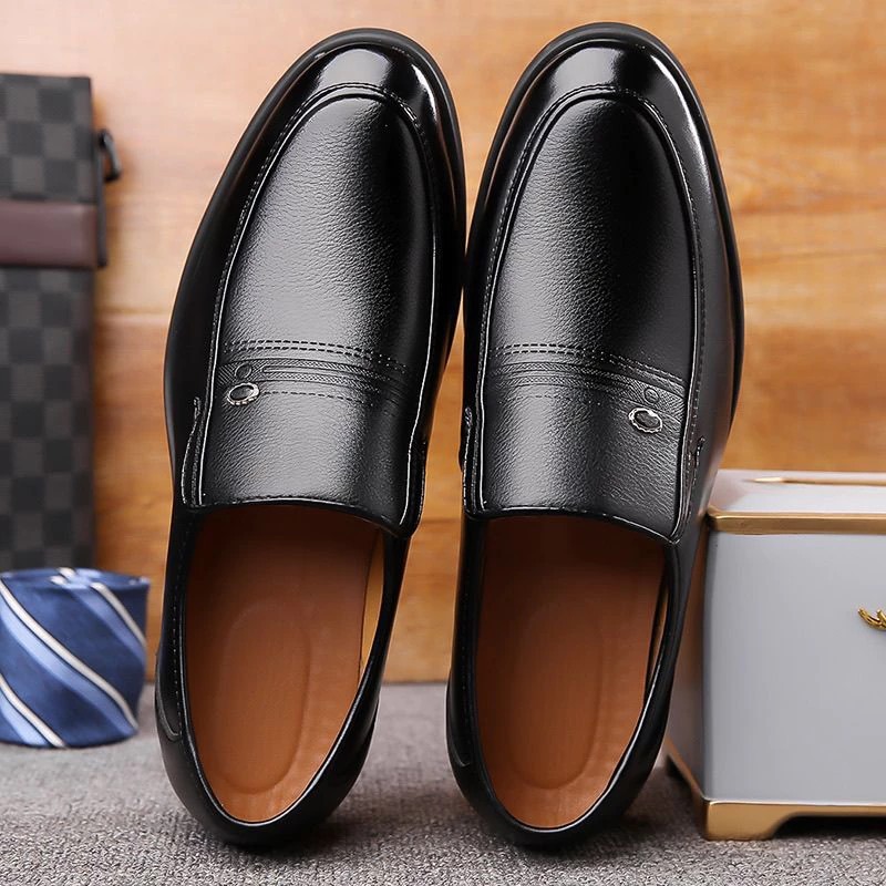 Sepatu Slip On Pria Kulit Sintetis Premium