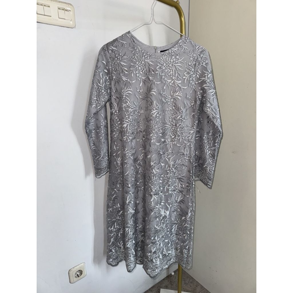 dress abu abu