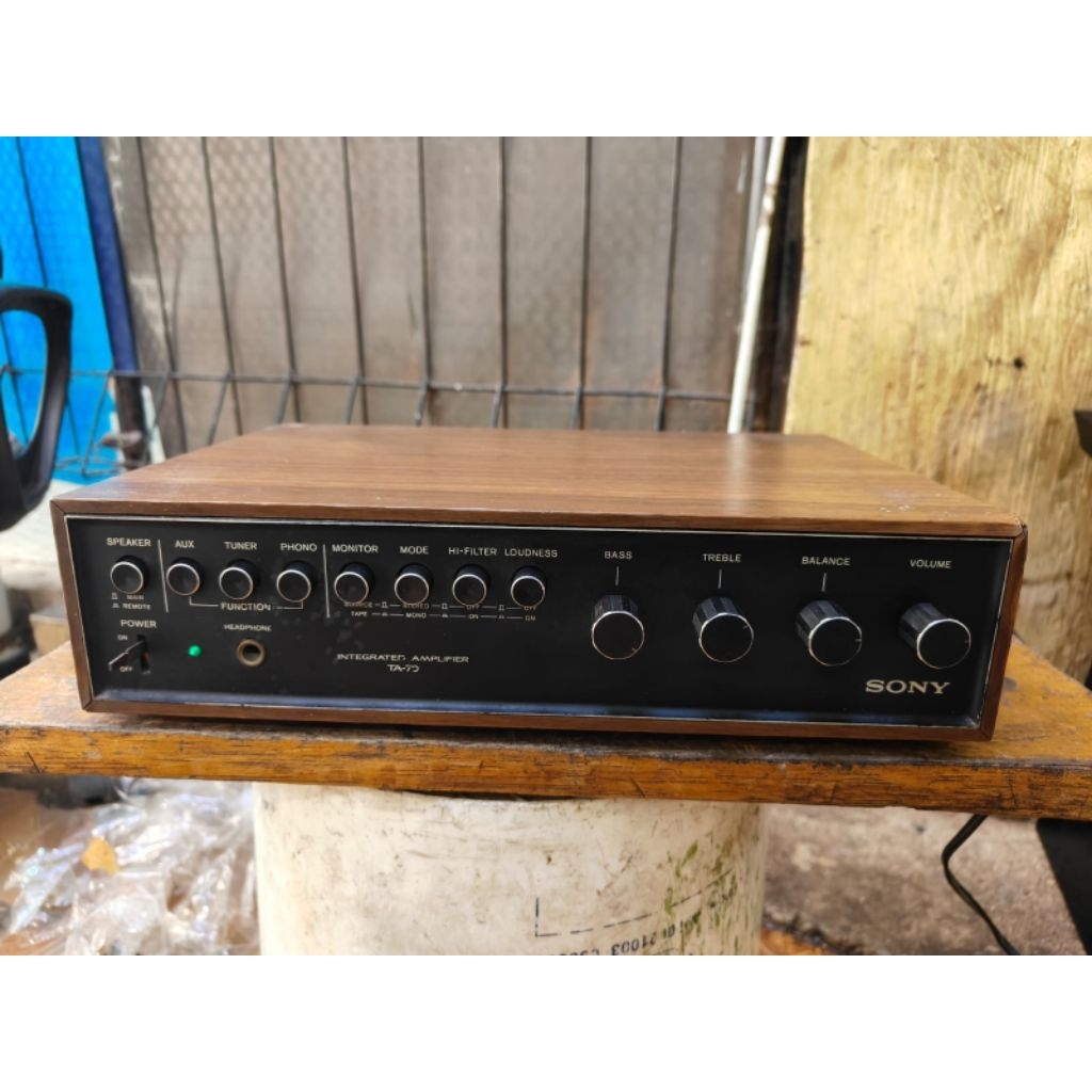 amplifier Sony TA 70