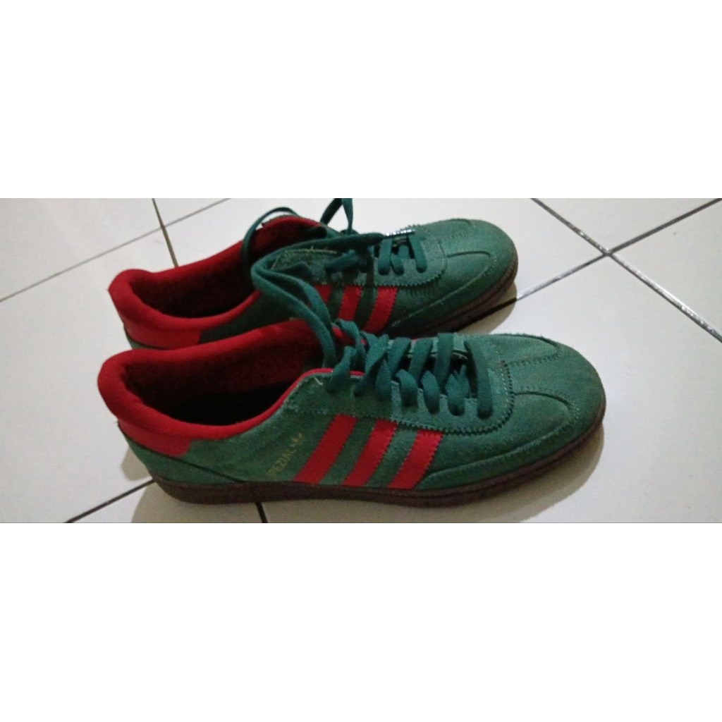 sepatu kets adidas Handball Spezial second