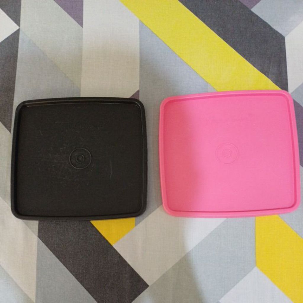 Seal tutup Tupperware LSA Large Square Away (bekas)