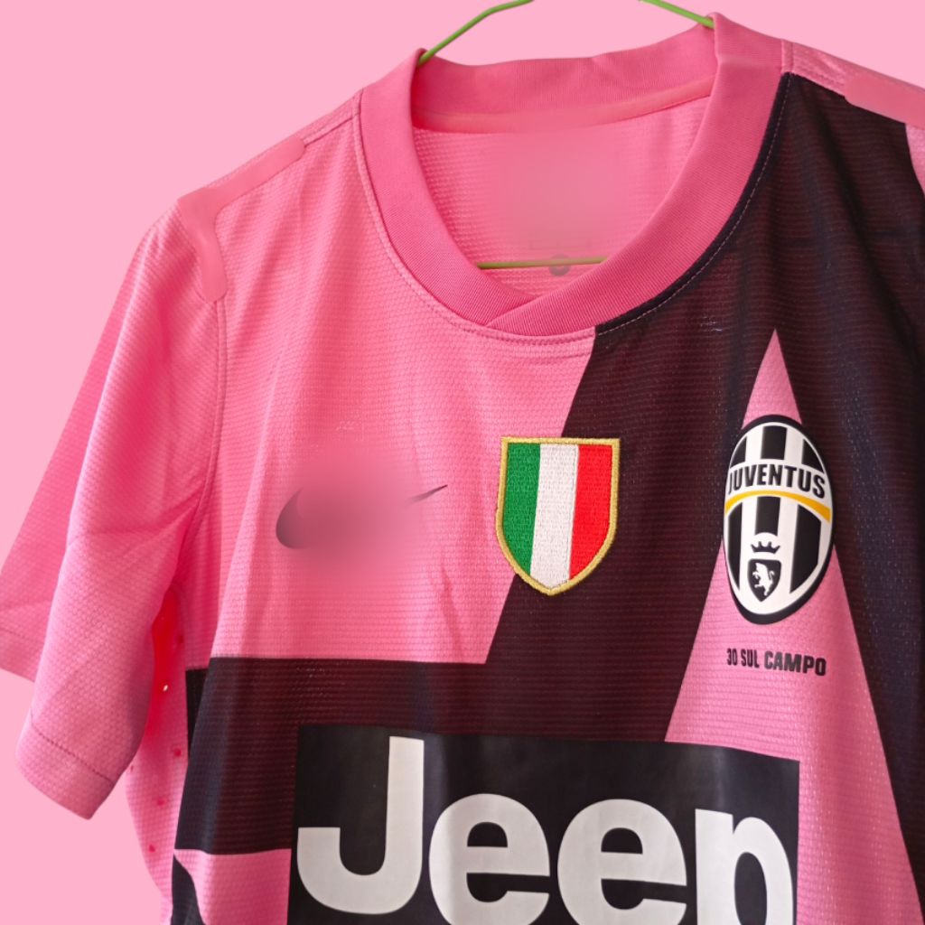 Juventus 3rd 12/13 Player Issue