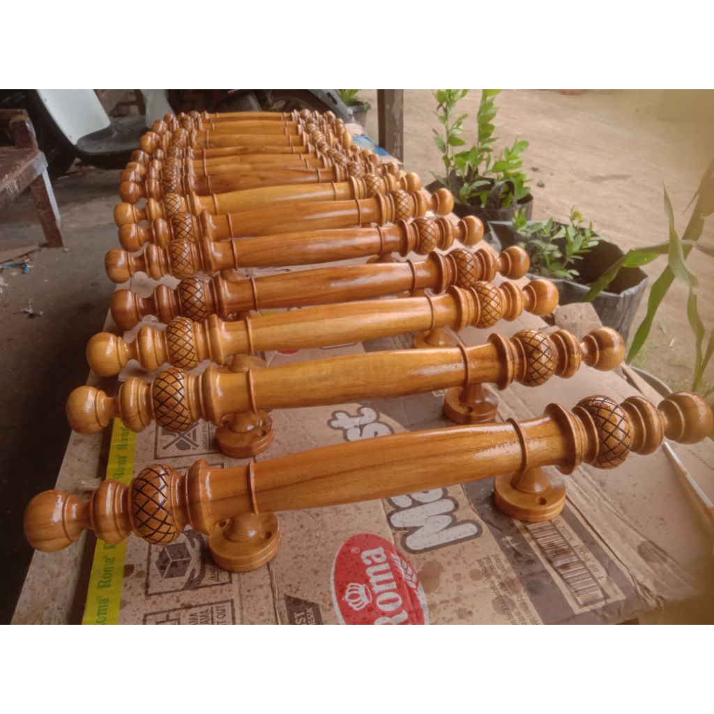 handle pintu kayu jati