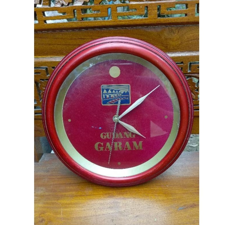 jam dinding iklan gg antik jadul lawas