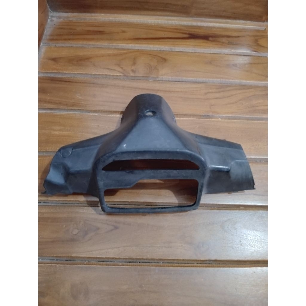 cover body kasar batok lampu bagian belakang yamaha vega r lama,f1zr original copotan