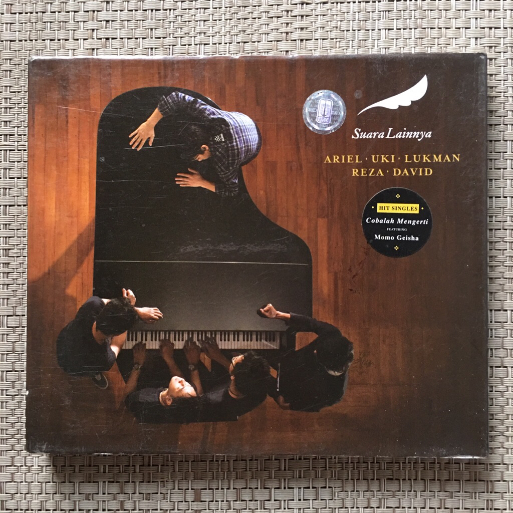 CD Ariel Uki Lukman Reza David Peterpan Noah - Suara Lainnya