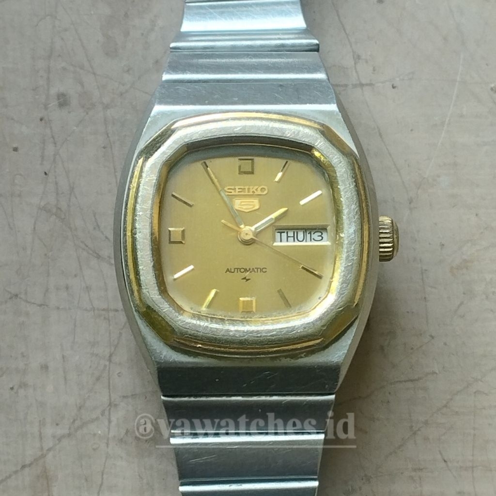 Seiko 5 Automatic 4206-5030 Ladies Gold Sunburst Watch