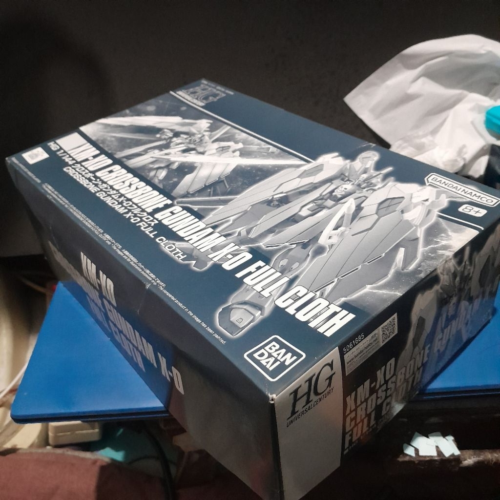 BOX HG Crossbone Gundam X-0 Full Cloth Premium Bandai
