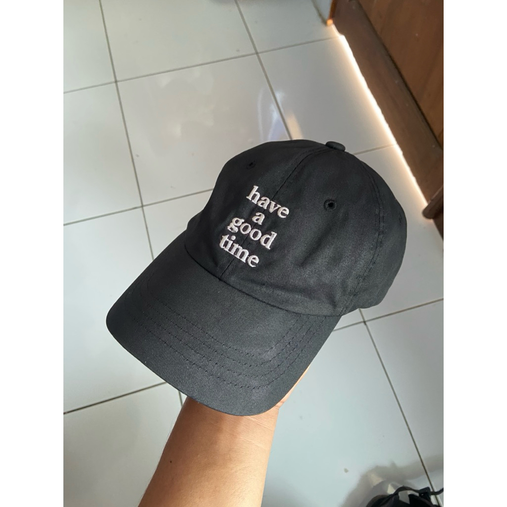 Topi HAGT (Have A Good Time)