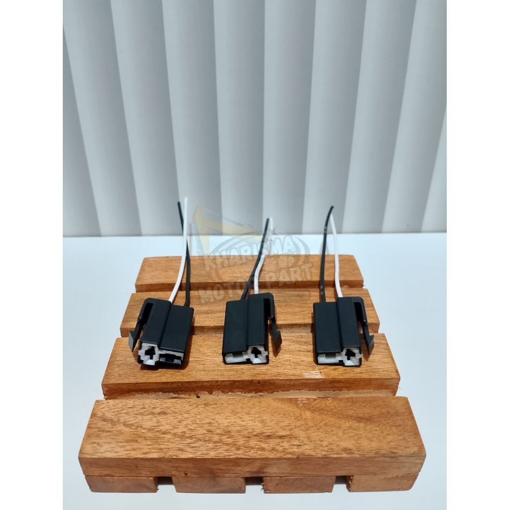 Soket IC Regulator Alternator Dinamo Cas Toyota Avanza Xenia Rush Terios Taruna - 105