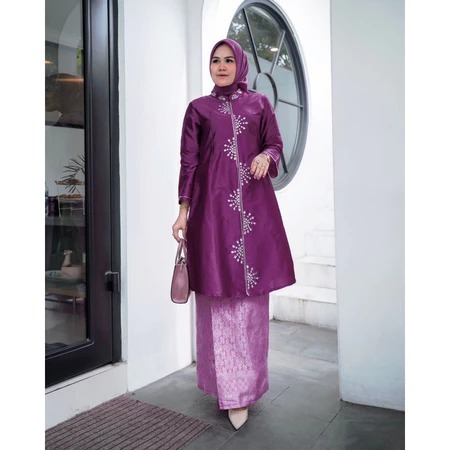 Setelan Kebaya Tunik Satin Bridal Kebaya Tunik Payet Tunik Kondangan Mewah