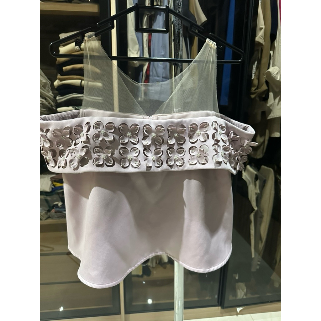 preloved atasan natalia kiantoro