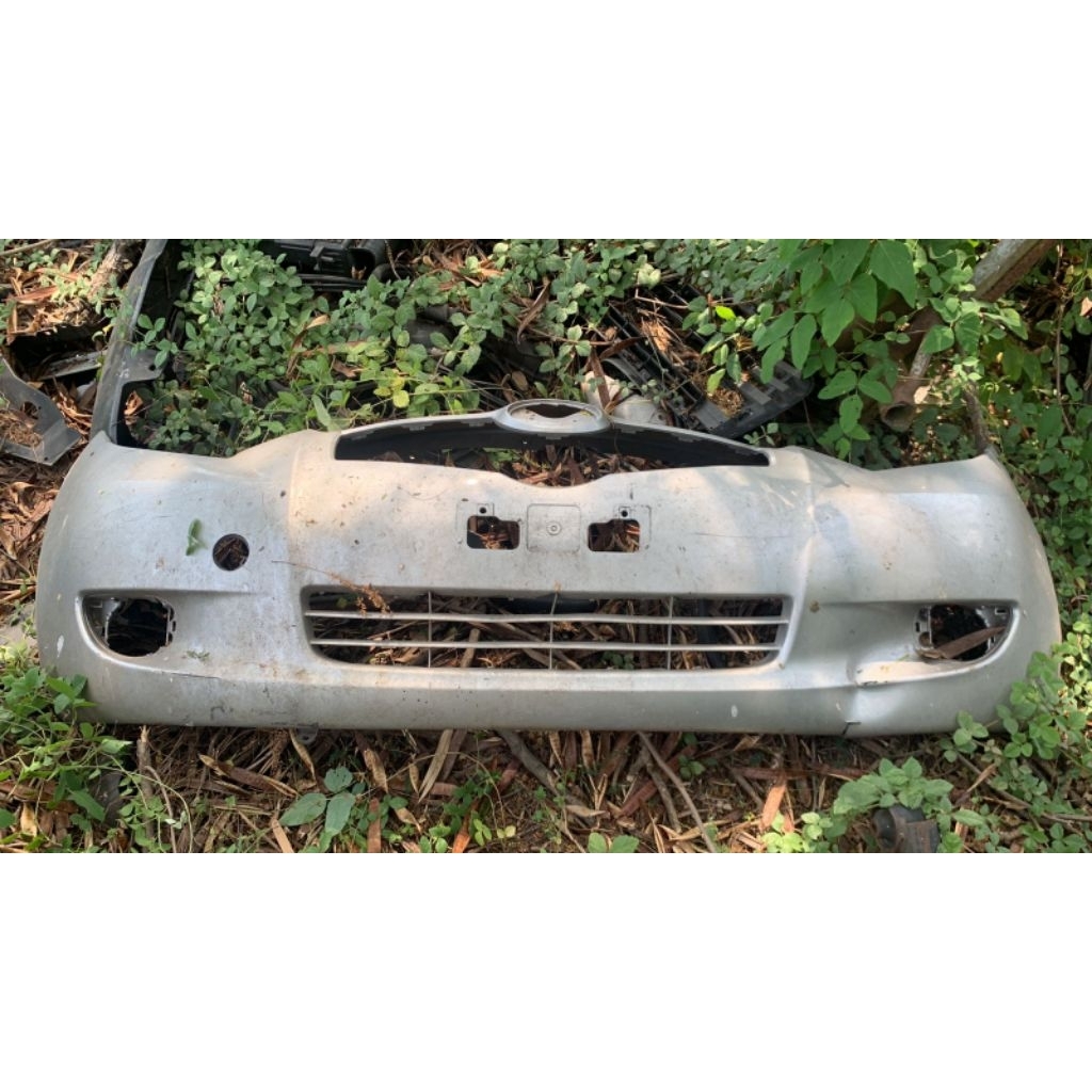 Bemper Yaris Bakpao 2005