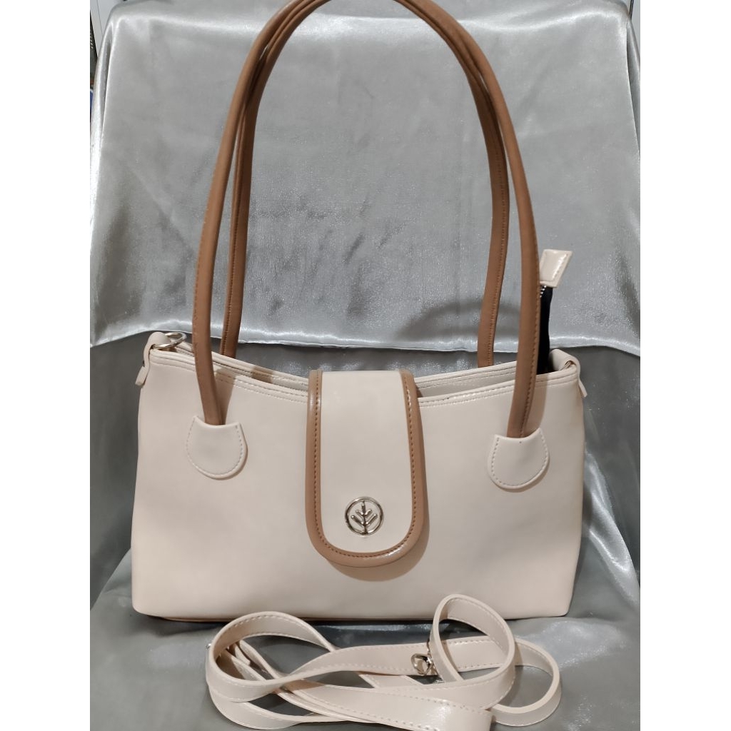 tas cantik, mewah. elegan