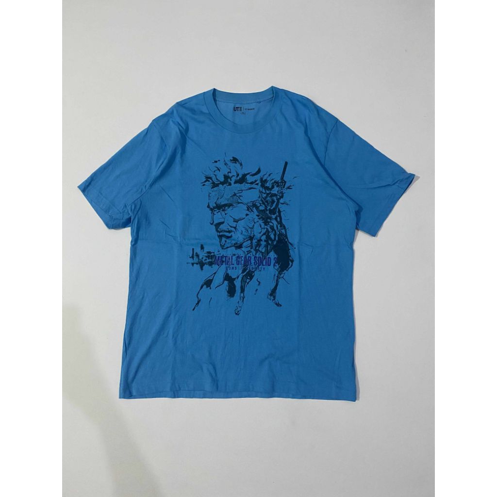 KAOS TSHIRT UNIQLO X METAL GEAR SOLID 2