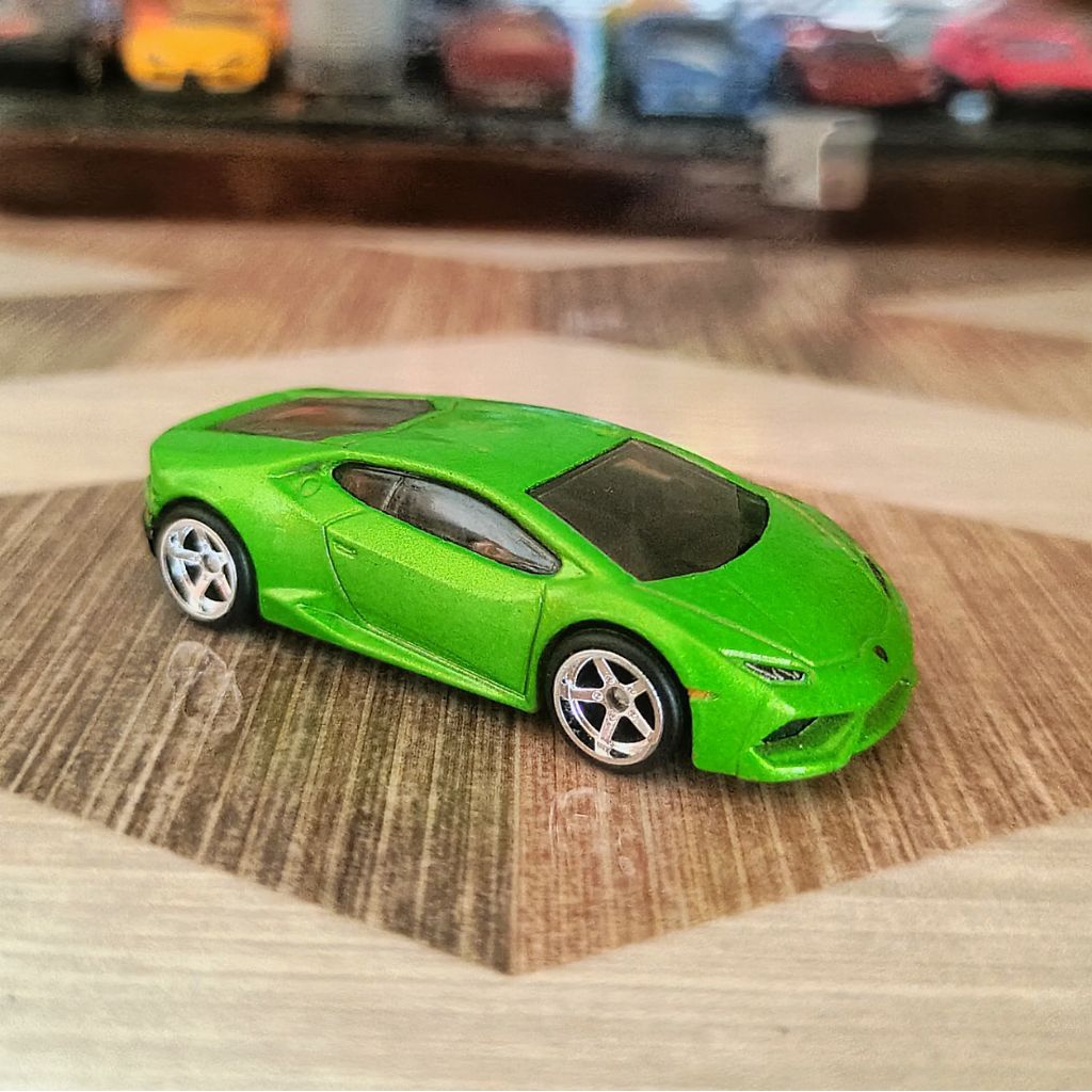 Hotwheels Lamborghini Huracan Exotic Envy Loose