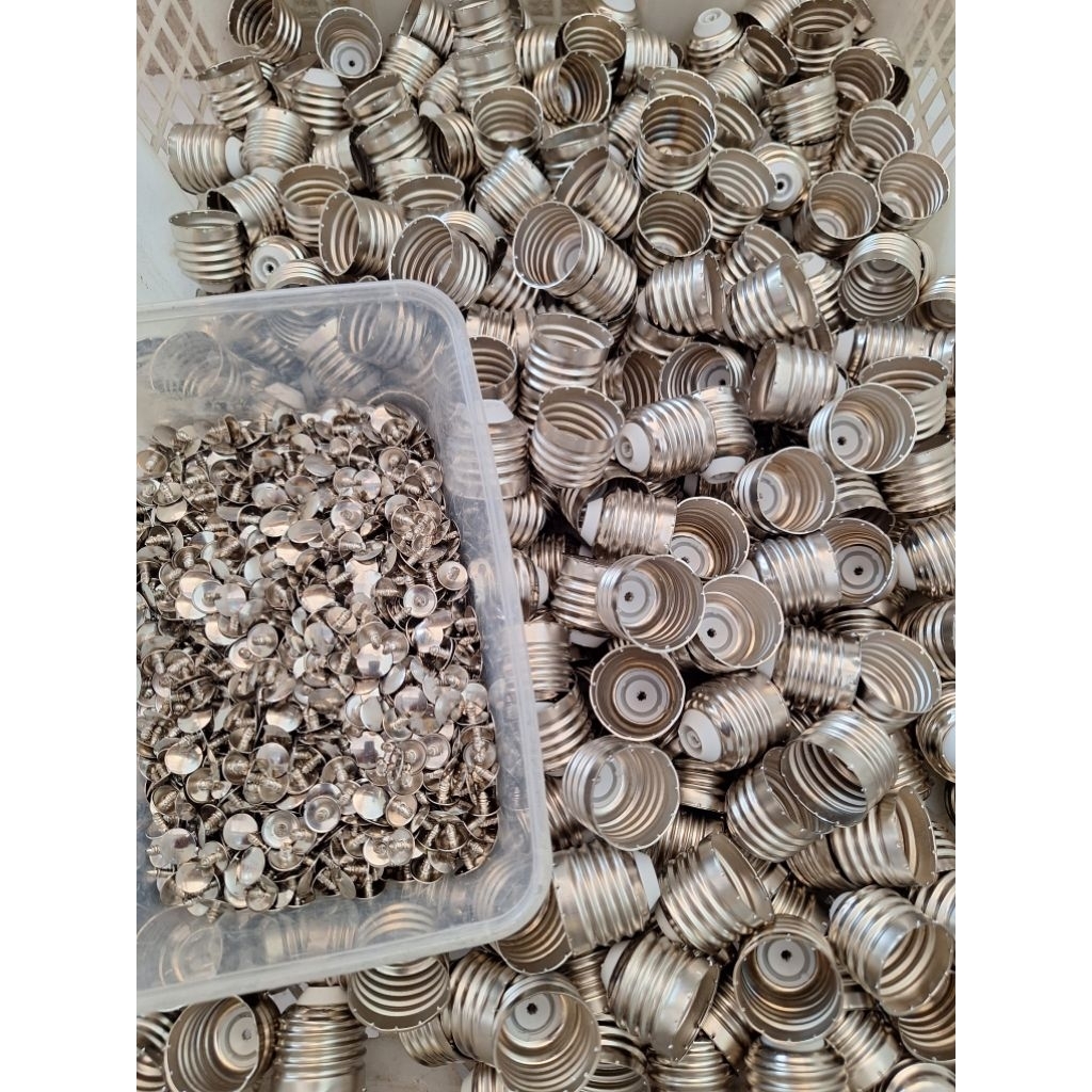 Drat/ulir lampu E27 ( copotan)