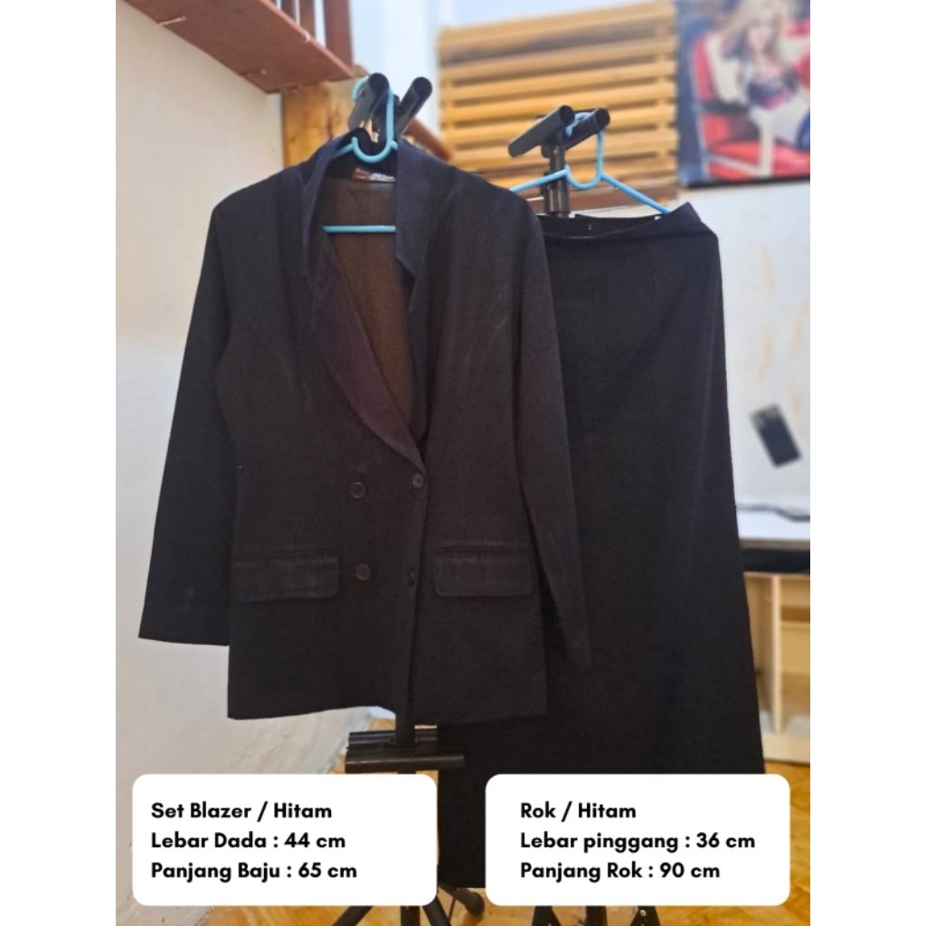 Set Blazer Rok Hitam