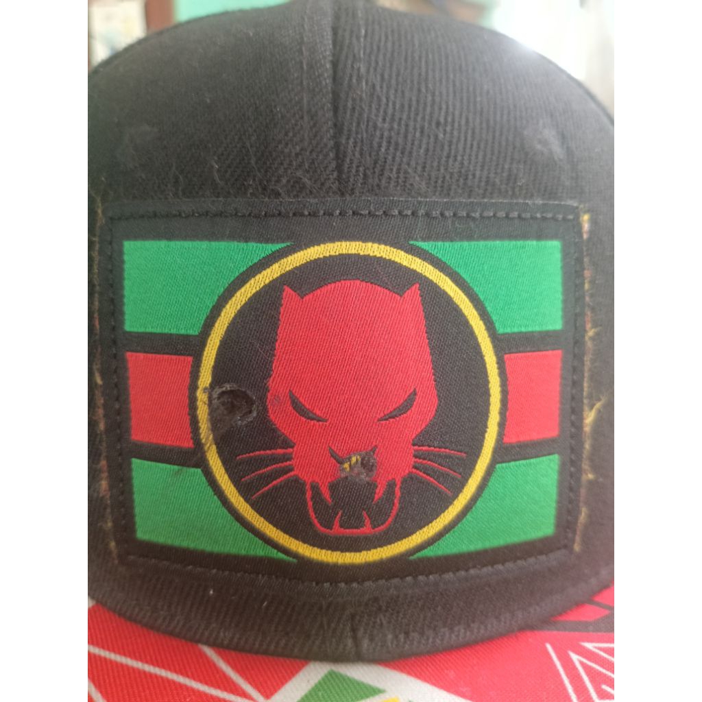 Topi second snapback black panther marvel