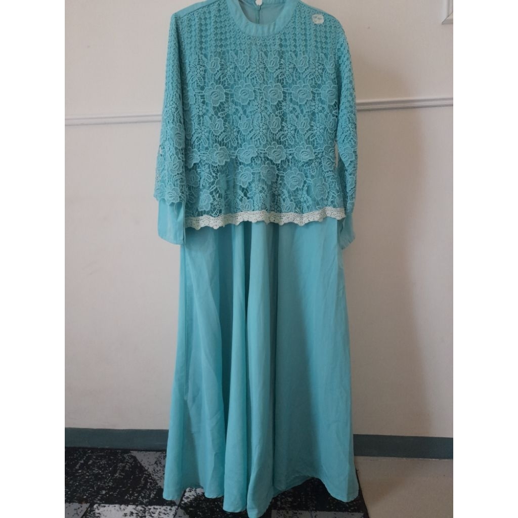 [ preloved ] Dress Brokat