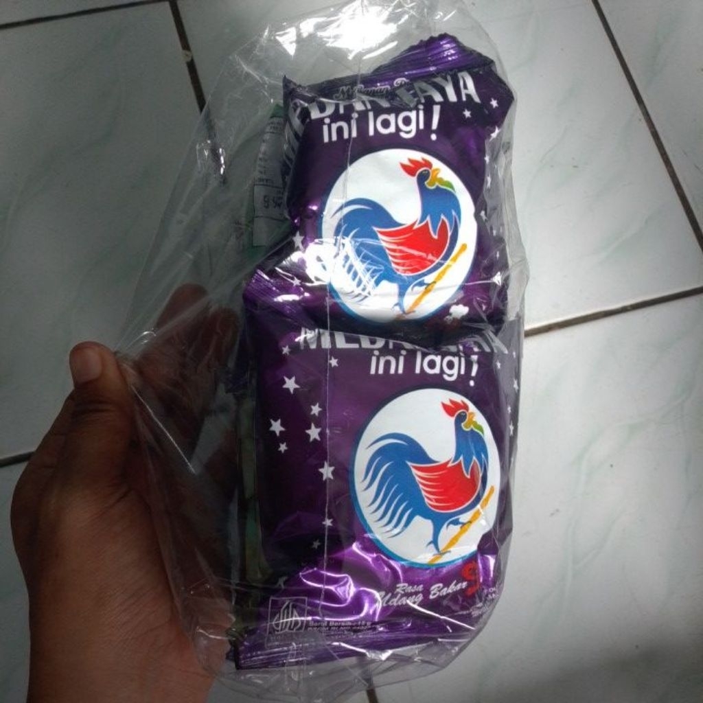 Medan jaya jajanan / makanan ringan