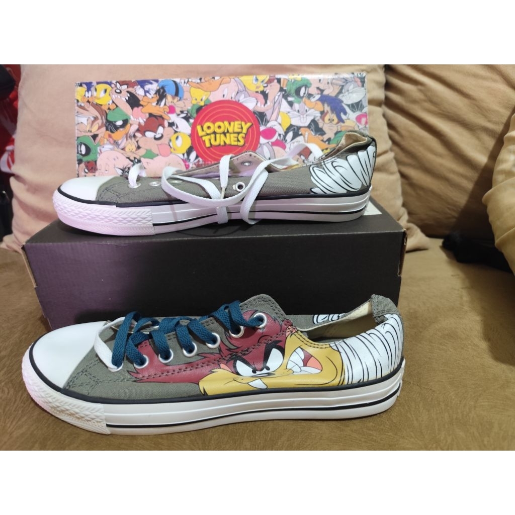 RESTOCK DC Comics limited edition converse taz mania ox 43