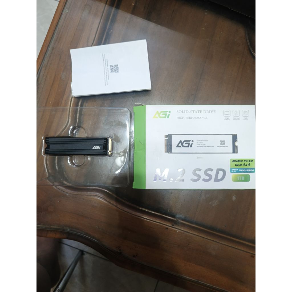 SSD NVME AGI Ai838 GEN 4 DRAM Preloved