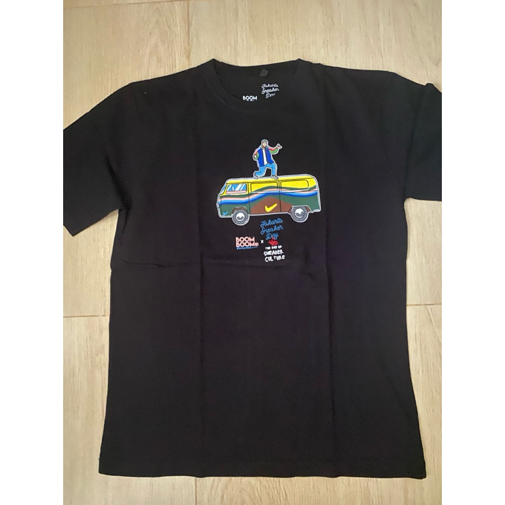 KAOS TSHIRT BOOMBOOMID JAKARTA SNEAKER DAY SEAN WOTHERSPOON VW SIZE L