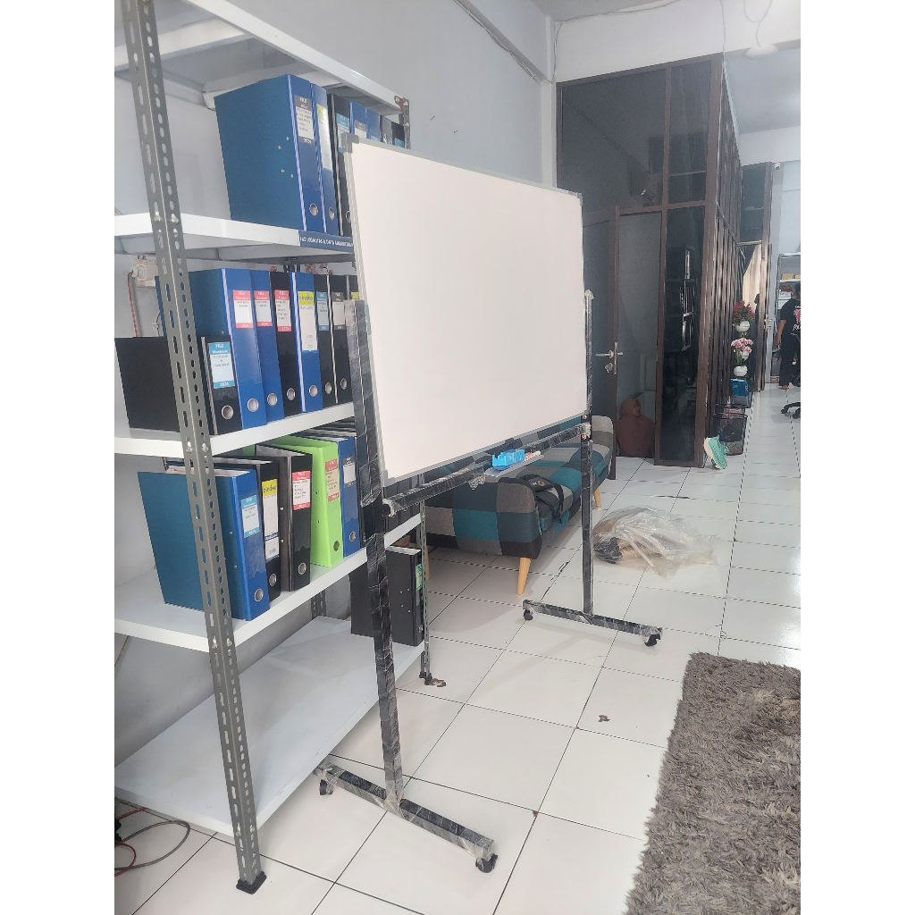 Whiteboard standing 90 x 120 cm