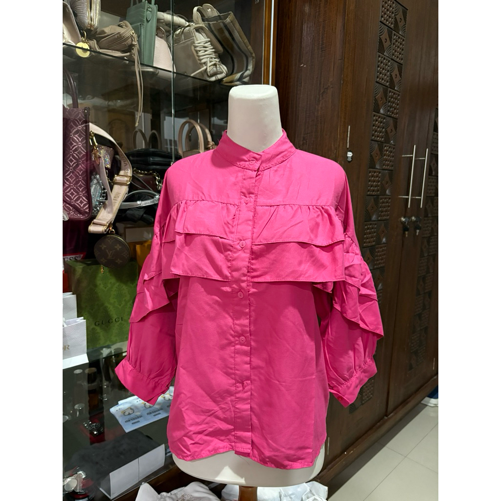Kemeja pink renda