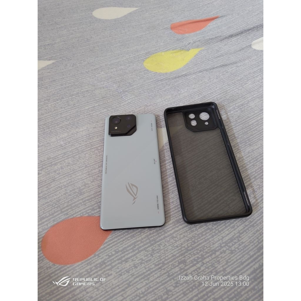 ROG PHONE 8 12/256 TAM MATOT