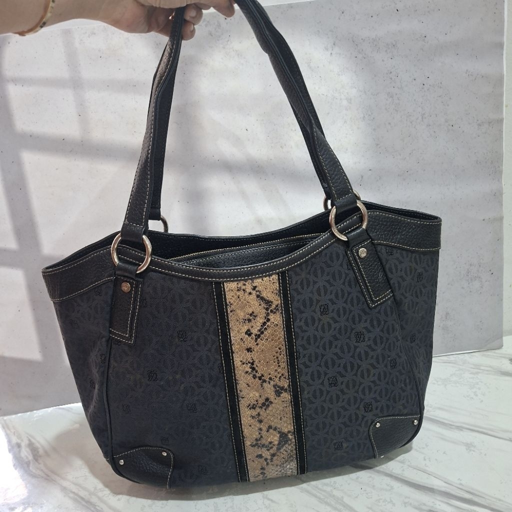 Tas Preloved Tote Kanvas LQ Black
