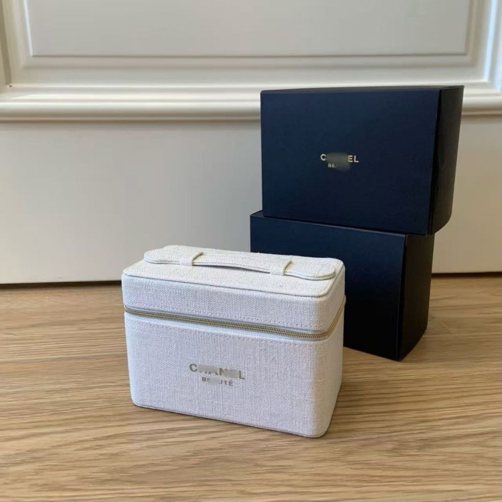 Ch Vanity Makeup Cosmetics Box Tempat Organizer Makeup Skincare Aksesories Perhiasan Wanita