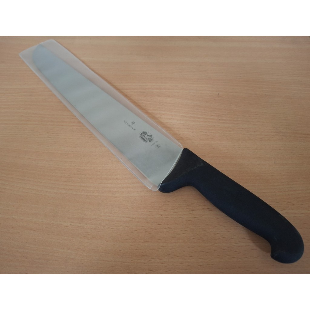 Pisau Butcher Knife Merk Victorinox 5.5203.36 Black