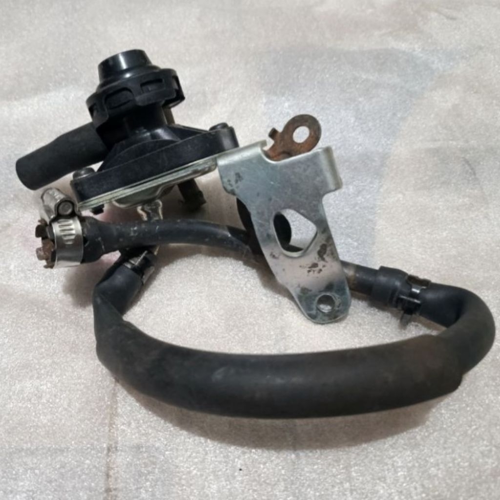 SELANG EMISI PENGHISAP KARBU MIO SPORTY/FINO/SOUL