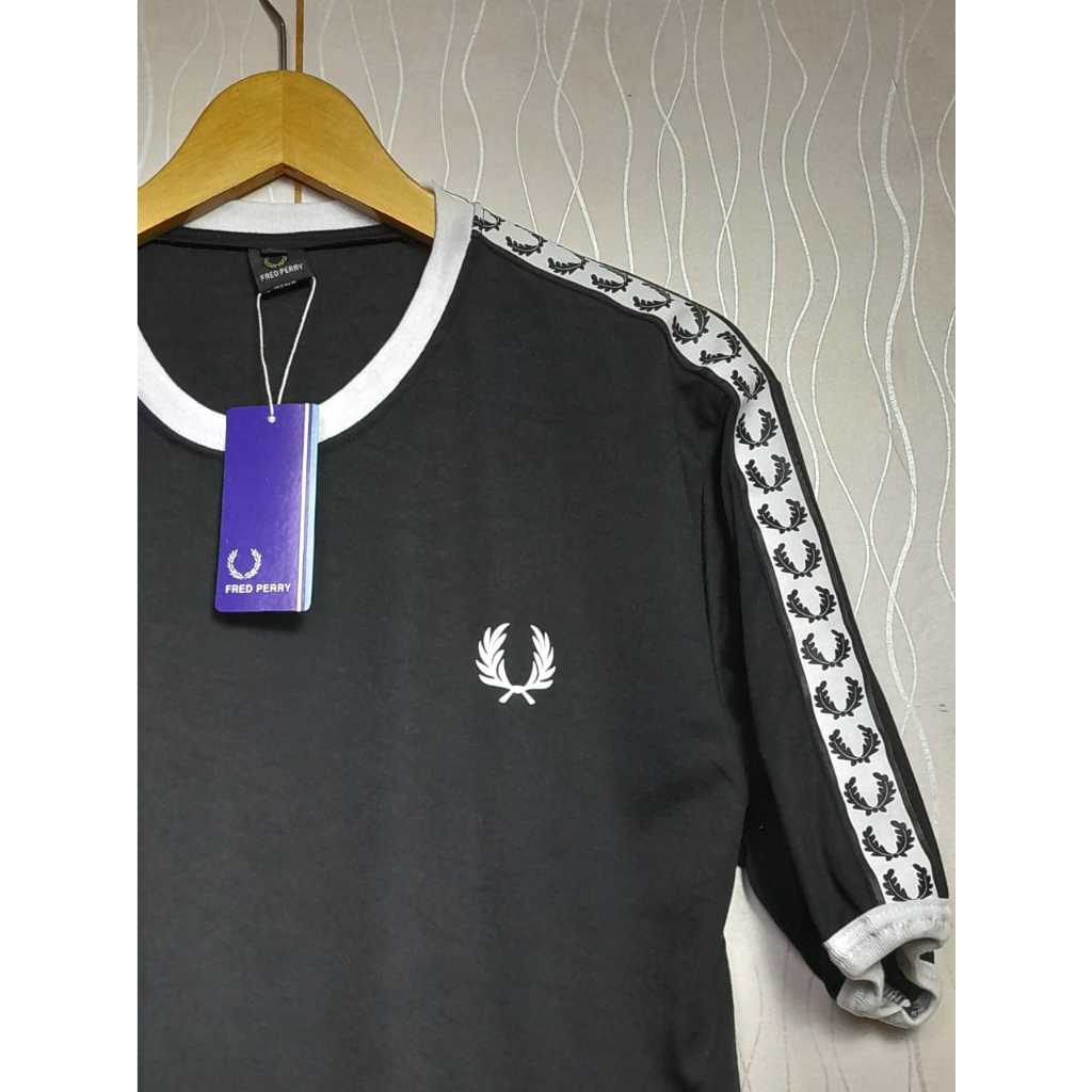 Freed Pery Tshirt Import Pria Wanita Essentials - Kaos Unisex Trendi Korean Style