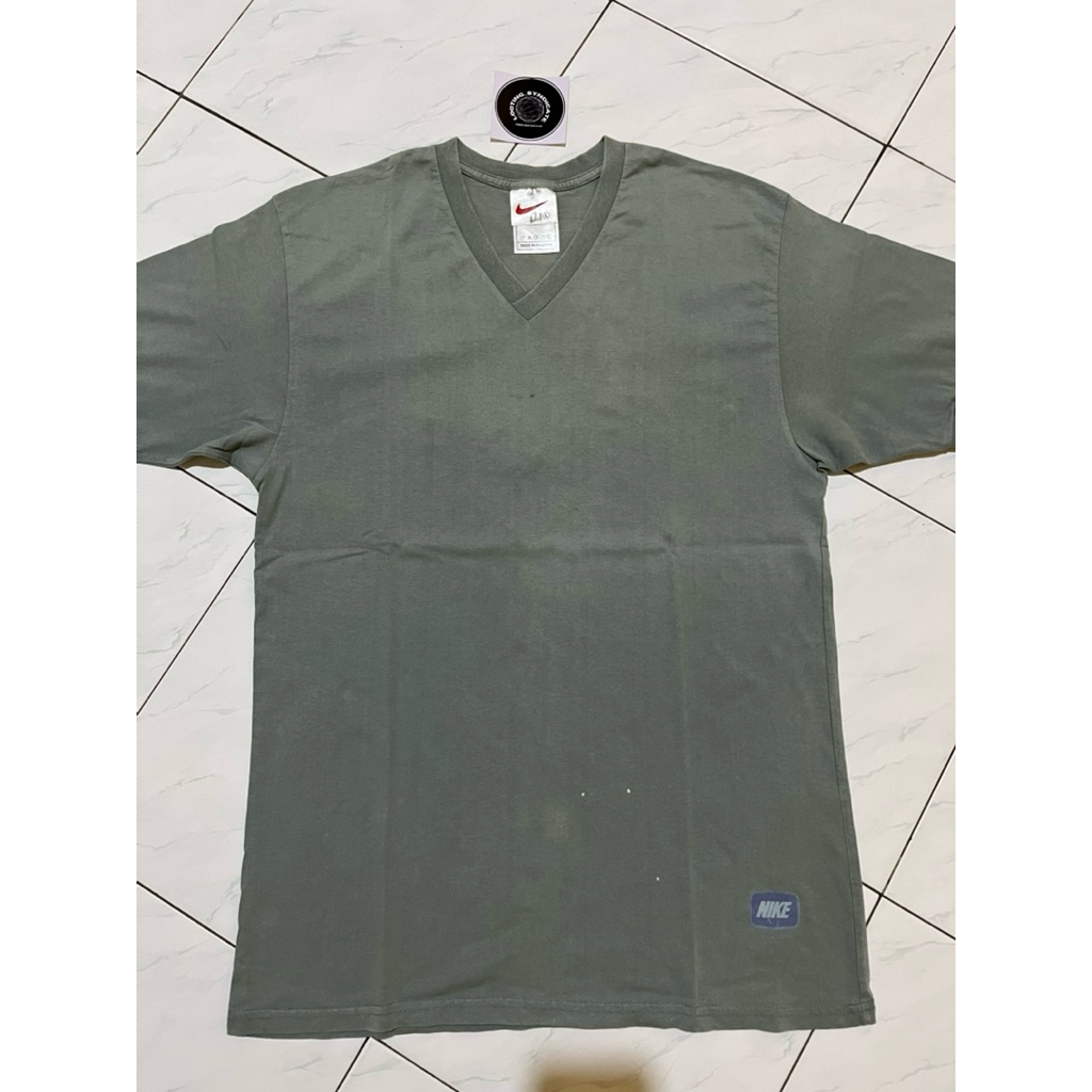Vintage Nike V Neck Tee