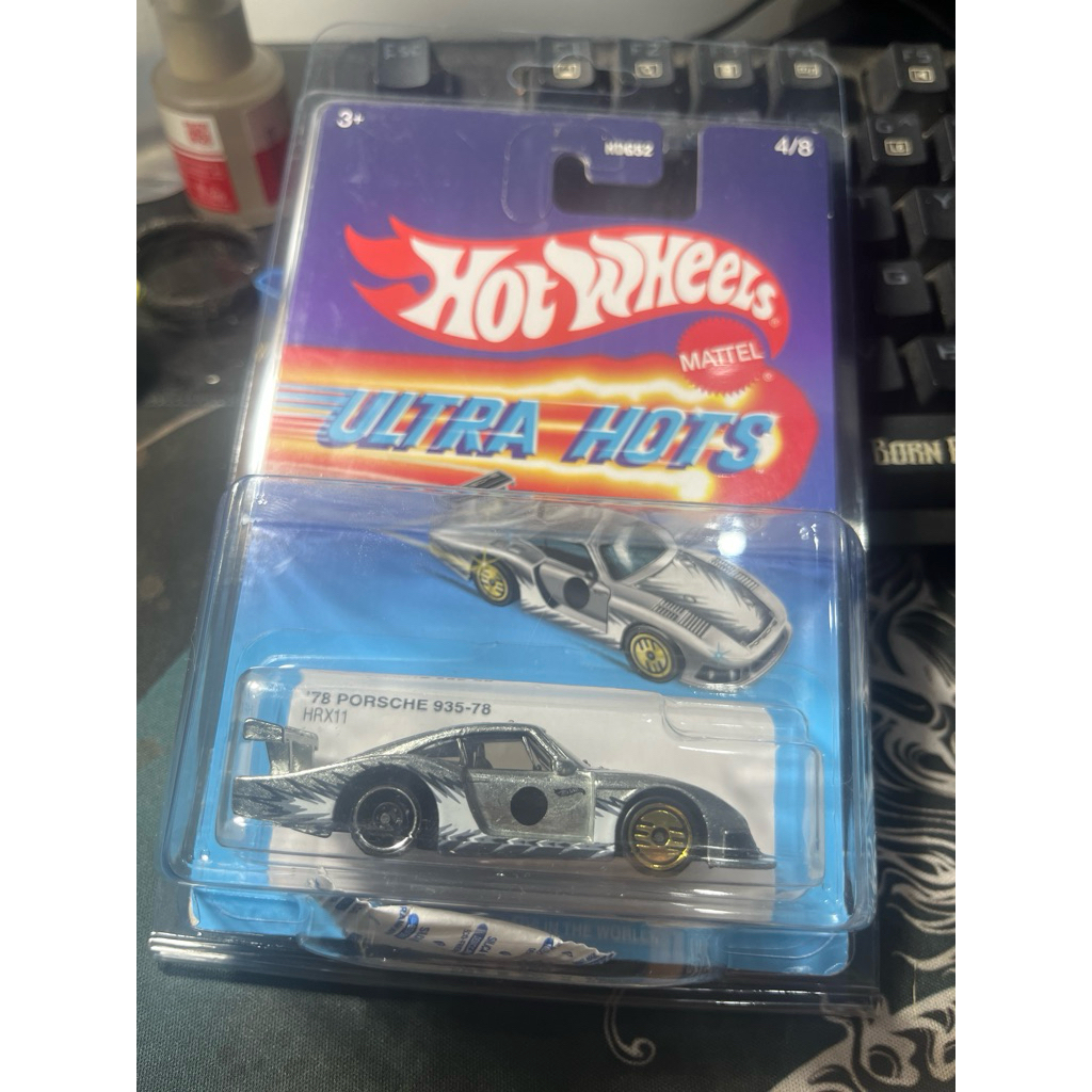 Hotwheels (Error ban belakang)