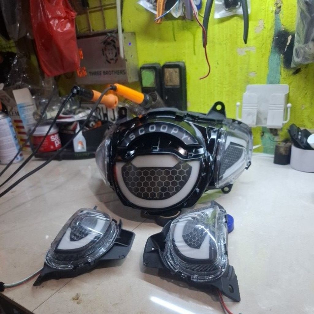 stoplamp scoopy 2025 custom lazy