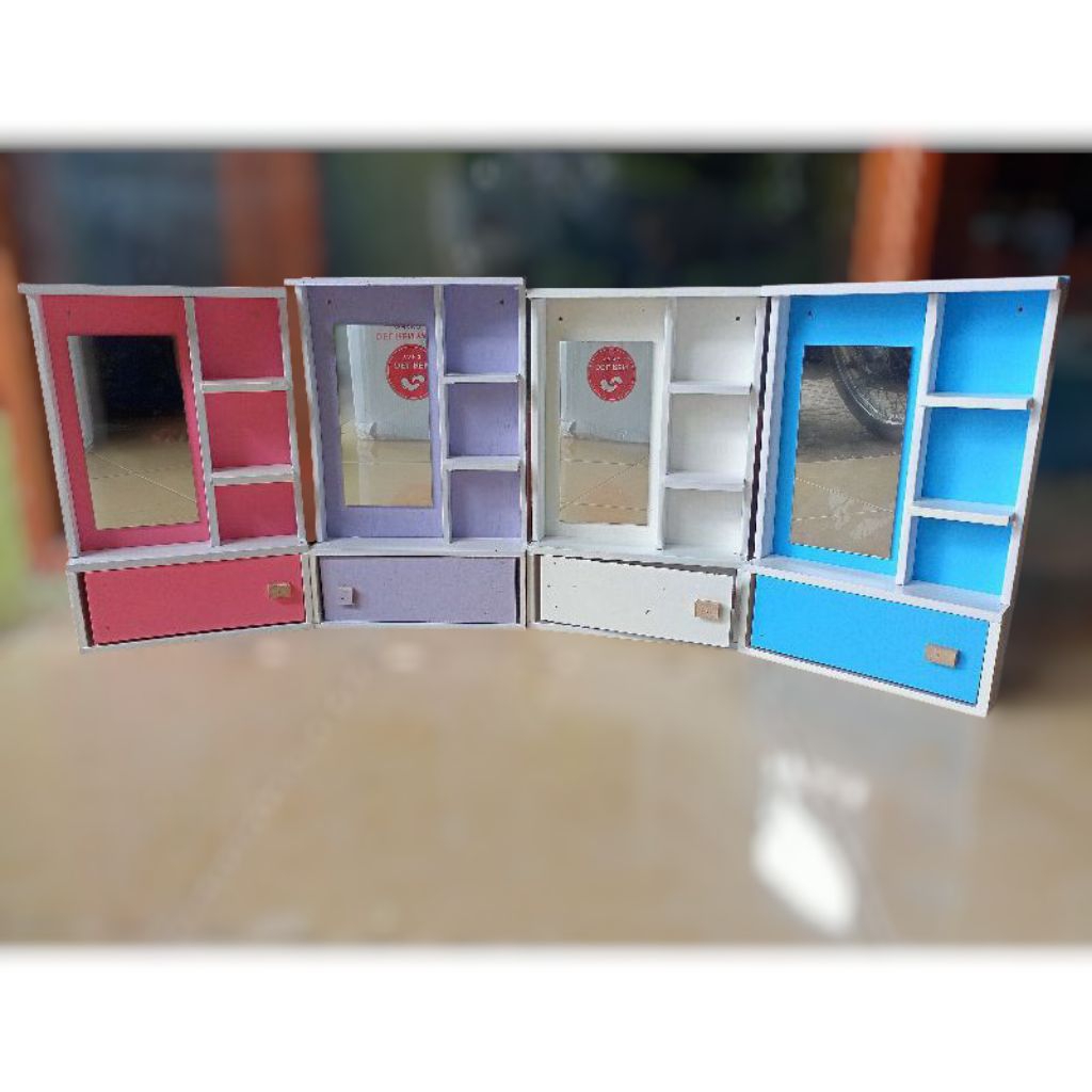 CERMIN RIAS MINIMALIS/RAK KOSMETIK GANTUNG/RAK RIAS GANTUNG